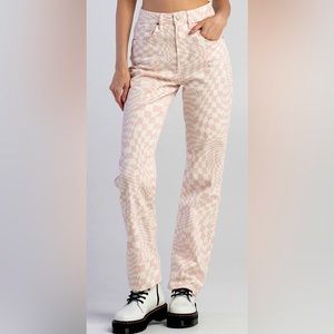 BRAND NEW WITH TAGS! Tinseltown Hi-Rise Wide Leg Jeans in Pink Checker Swirl